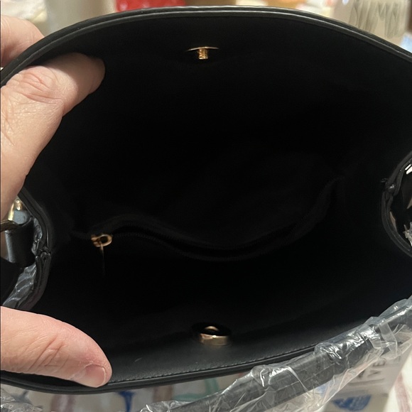 AOTA Black Croc-Embossed Handbag NWOT - Picture 5 of 6